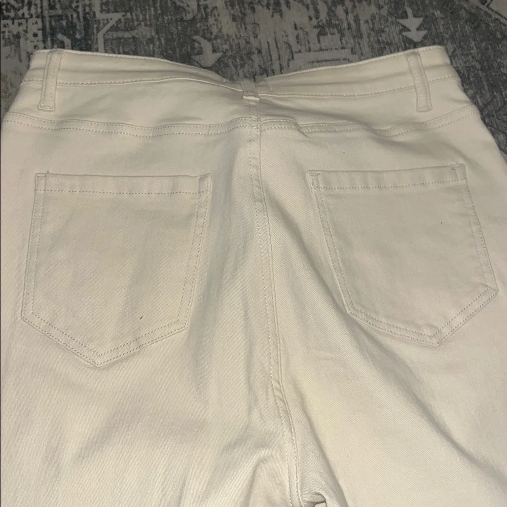 Pink Lily women’s off White Flared Jeans size 29
